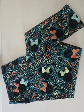 LuLaRoe Disney Minnie Mouse Tall & Curvy Leggings